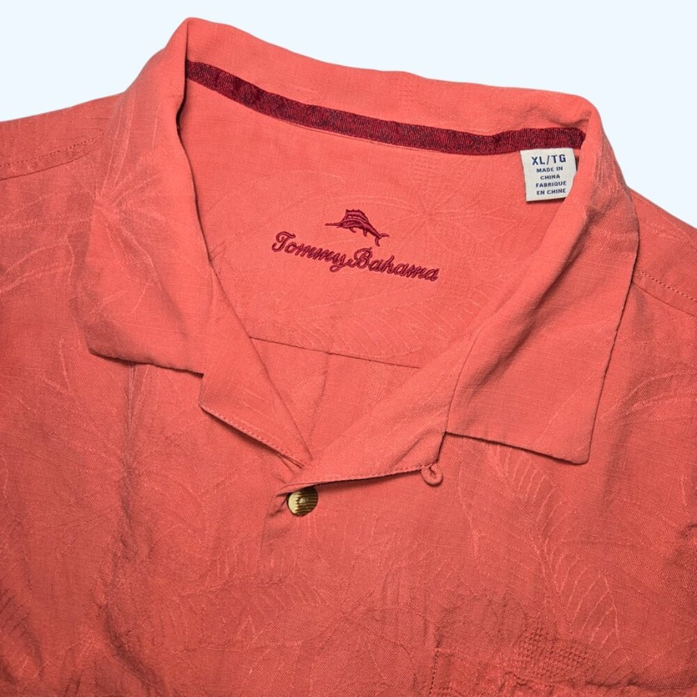 Tommy Bahama Mens XL Silk Short Sleeve Button Tropical Hawaiian Shirt Coral Red